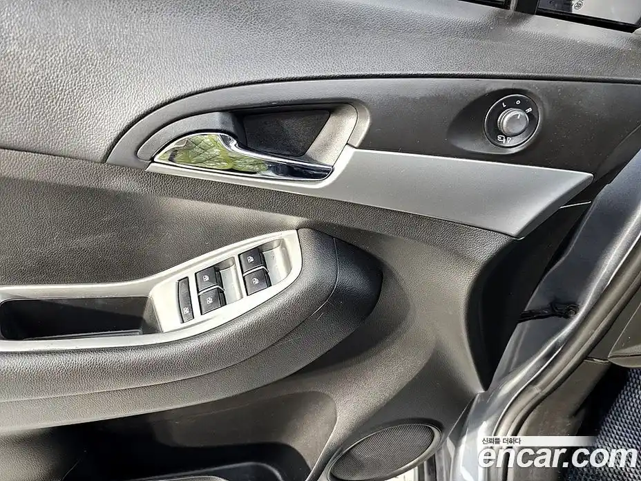 Chevrolet Orlando 2013 2.0 Автомат в Москве № 1012349, фото 13