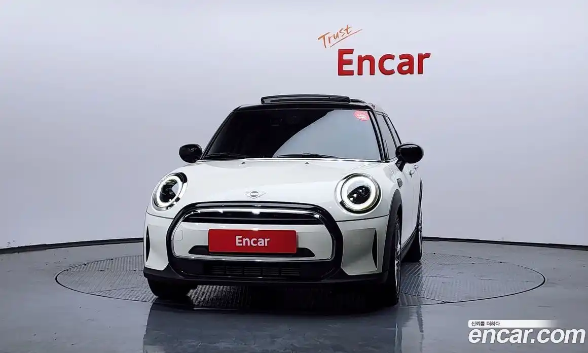 Mini Cooper 2021 1.5 гидро в Москве № 1013740, фото 3