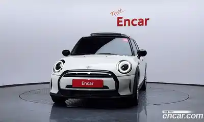 Mini Cooper 2021 1.5 гидро в Москве № 1013740, миниатюра 3