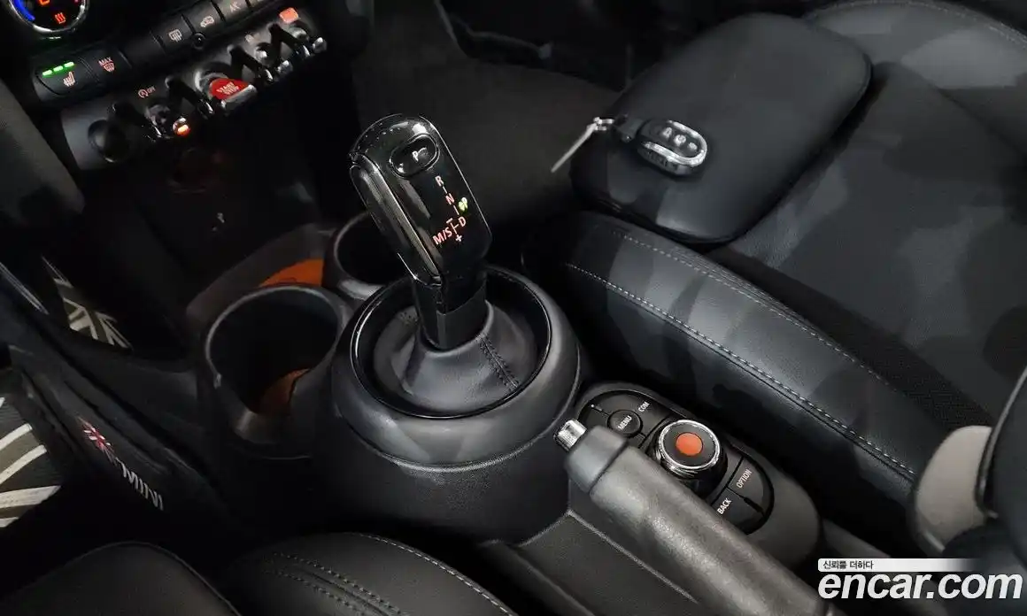 Mini Cooper 2021 1.5 гидро в Москве № 1013740, фото 9