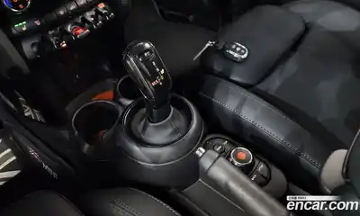 Mini Cooper 2021 1.5 гидро в Москве № 1013740, миниатюра 9