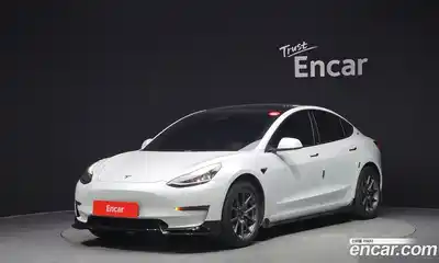 Tesla Model 3, 2020