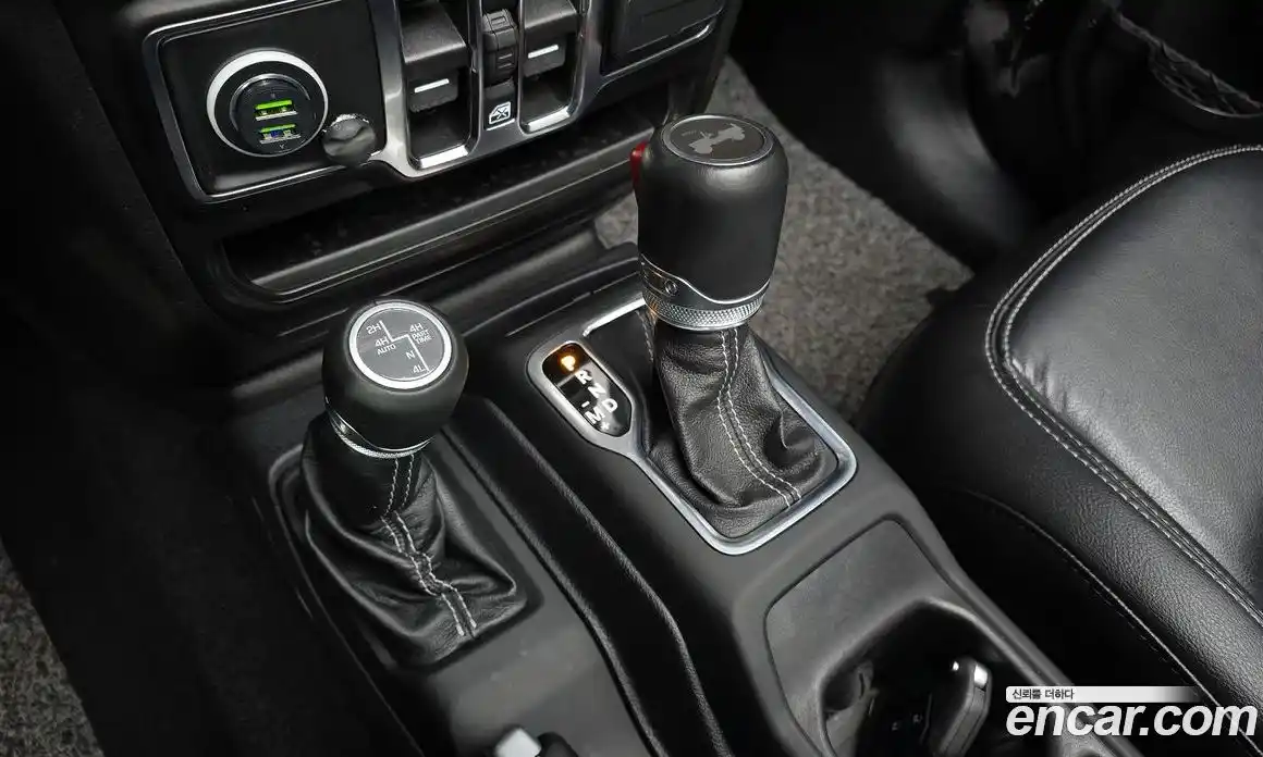 Jeep Wrangler 2021 2.0 гидро в Москве № 1014971, фото 9