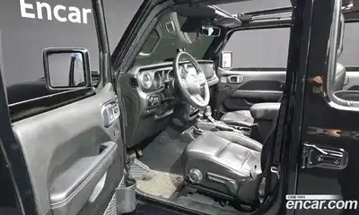 Jeep Wrangler 2021 2.0 гидро в Москве № 1014971, миниатюра 10
