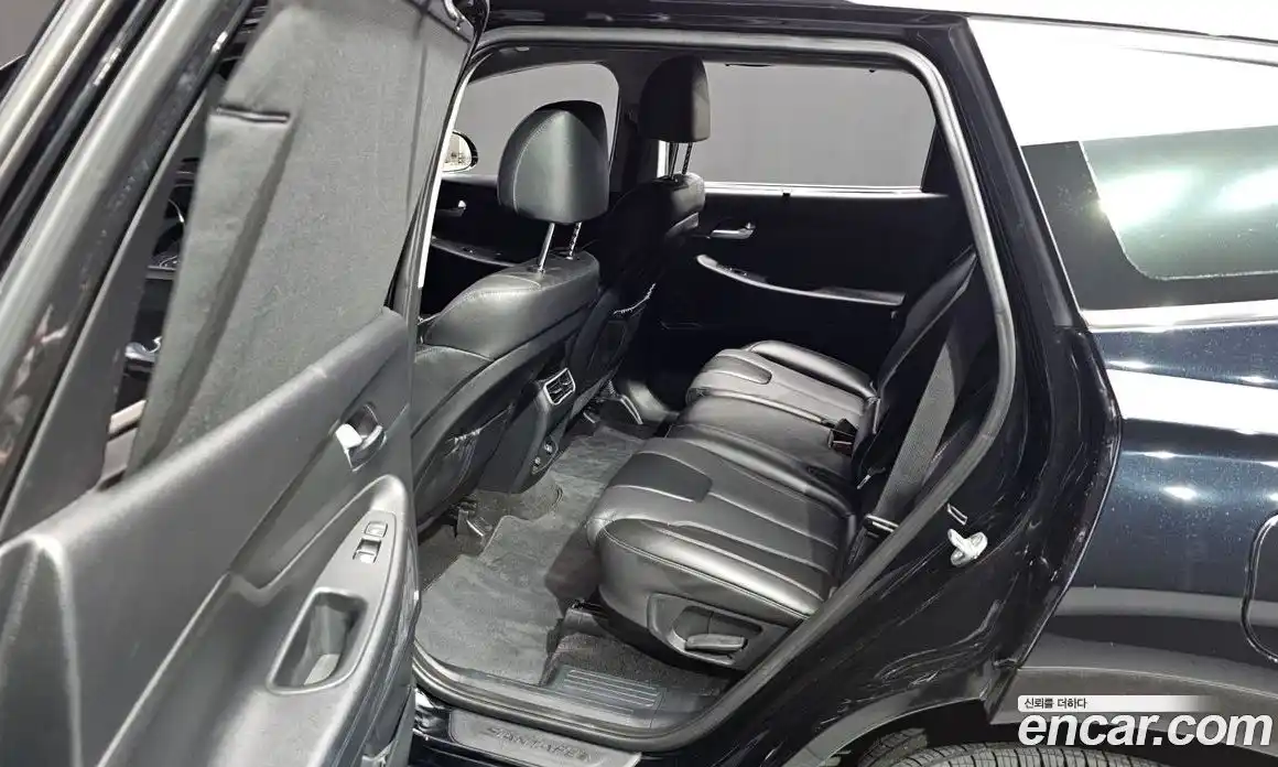 Hyundai Santa Fe 2021 2.5 Автомат в Москве № 110881, фото 12