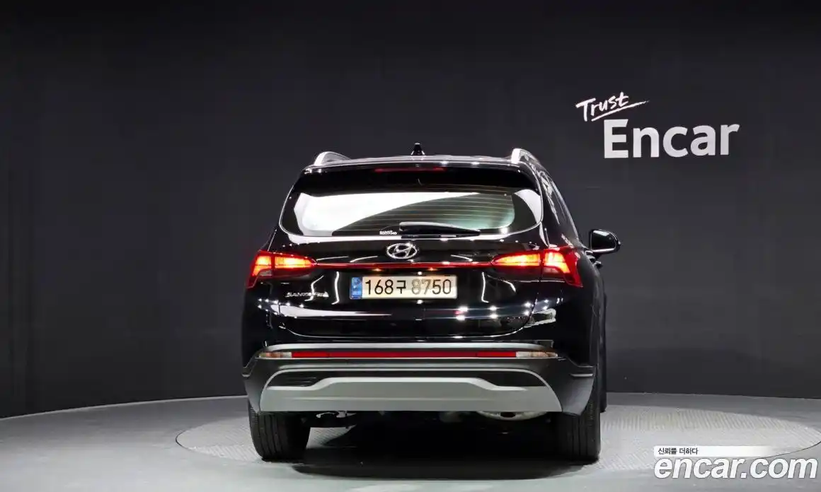 Hyundai Santa Fe 2021 2.5 Автомат в Москве № 110881, фото 4