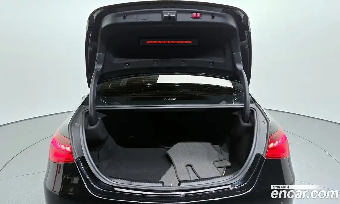 Mercedes-Benz C-Class 2022 2.0 гидро в Москве № 137052, фото 20