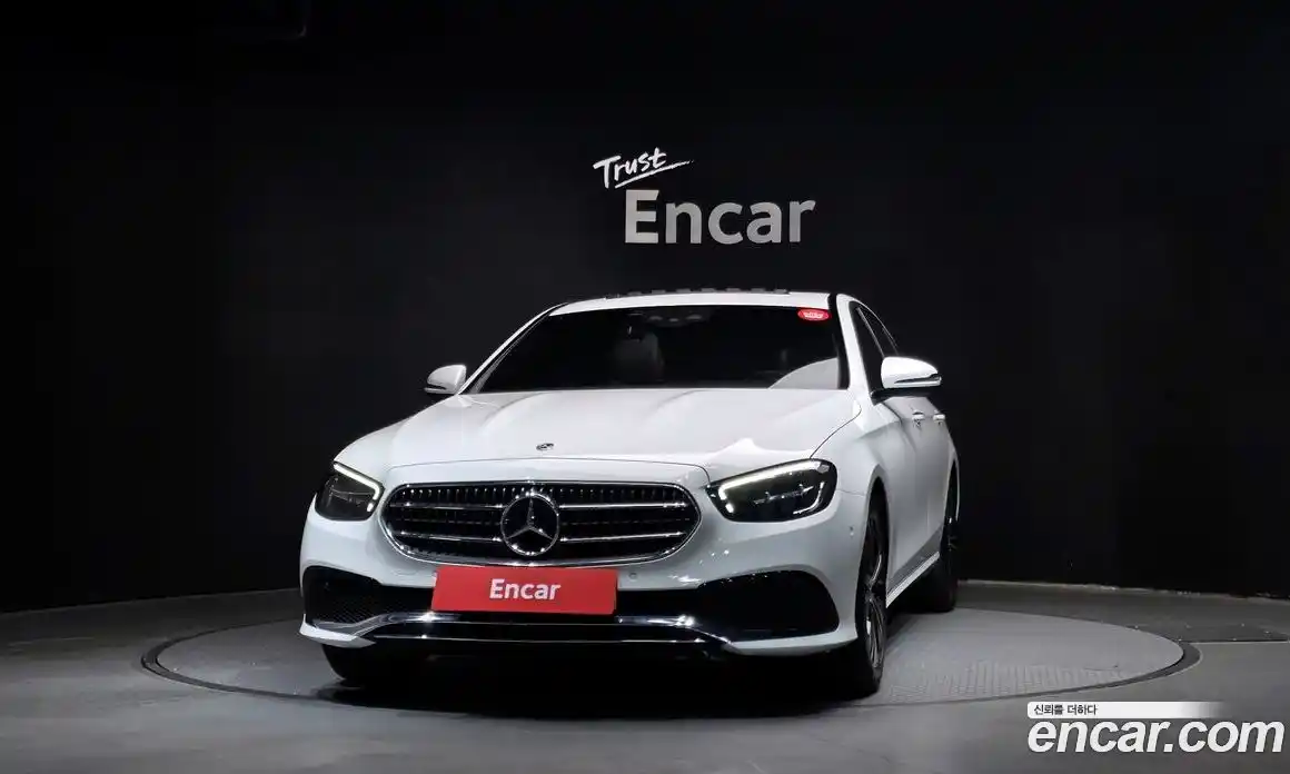Mercedes-Benz E-Class 2021 2.0 гидро в Москве № 140053, фото 3