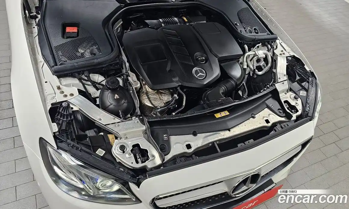 Mercedes-Benz E-Class 2020 1.9 гидро в Москве № 142271, фото 6
