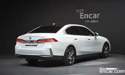 BMW 5-Series 2024 2.0 гидро в Москве № 155109, миниатюра 2