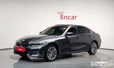 BMW 3-Series, 2022