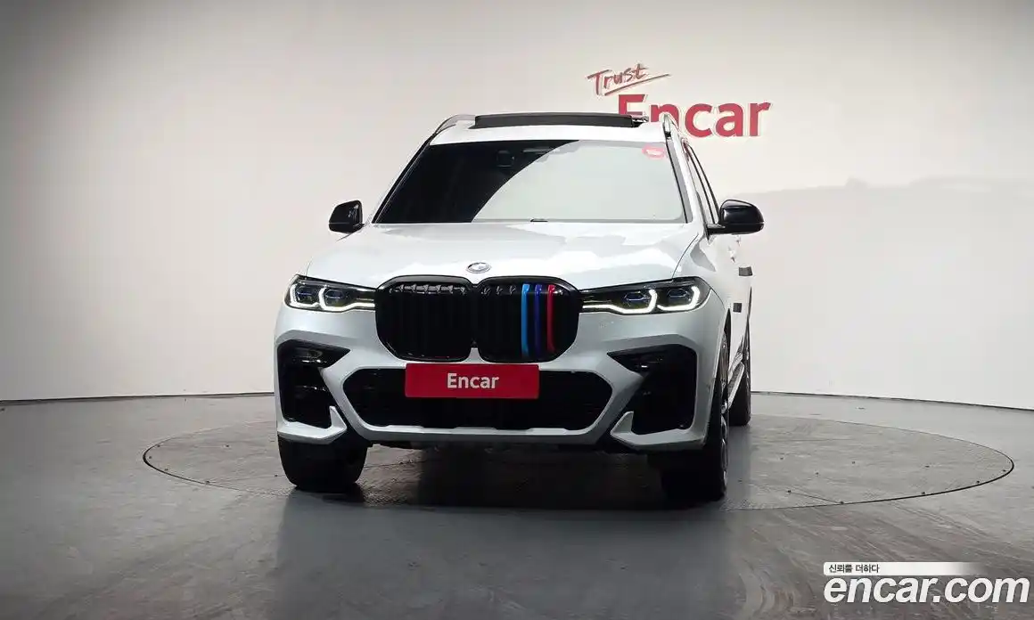 BMW X7 2022 3.0 гидро в Москве № 158426, фото 3