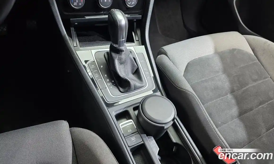 Volkswagen Golf 2015 1.6 гидро в Москве № 160093, фото 9