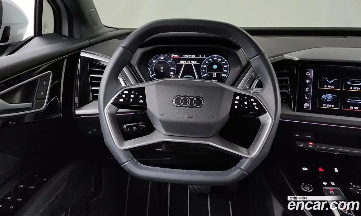Audi Q4 e-tron 2023 0.2 гидро в Москве № 162667, фото 13