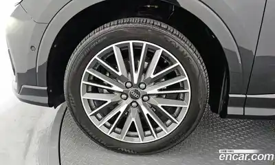 Audi Q3 2023 2.0 гидро в Москве № 163331, миниатюра 5