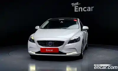 Volvo V40 2015 1.6 гидро в Москве № 164709, миниатюра 3