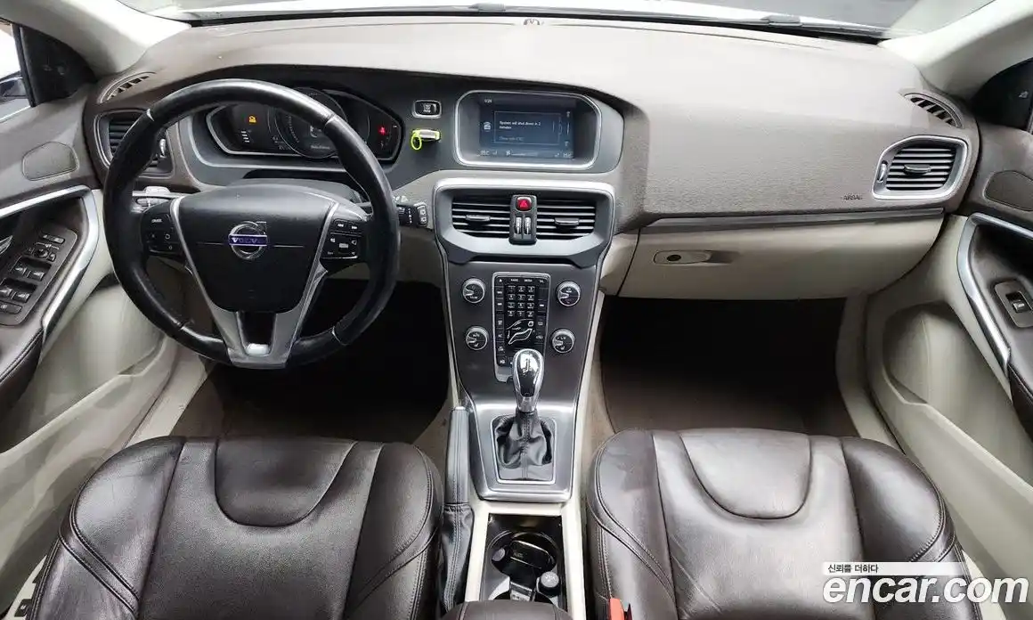 Volvo V40 2015 1.6 гидро в Москве № 164709, фото 7