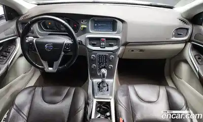 Volvo V40 2015 1.6 гидро в Москве № 164709, миниатюра 7