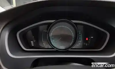 Volvo V40 2015 1.6 гидро в Москве № 164709, миниатюра 8