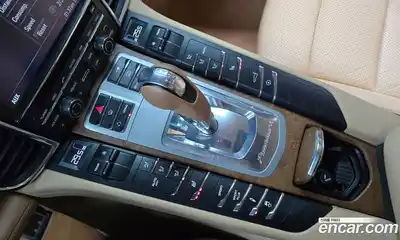 Porsche Panamera 2010 4.8 гидро в Москве № 165697, миниатюра 9