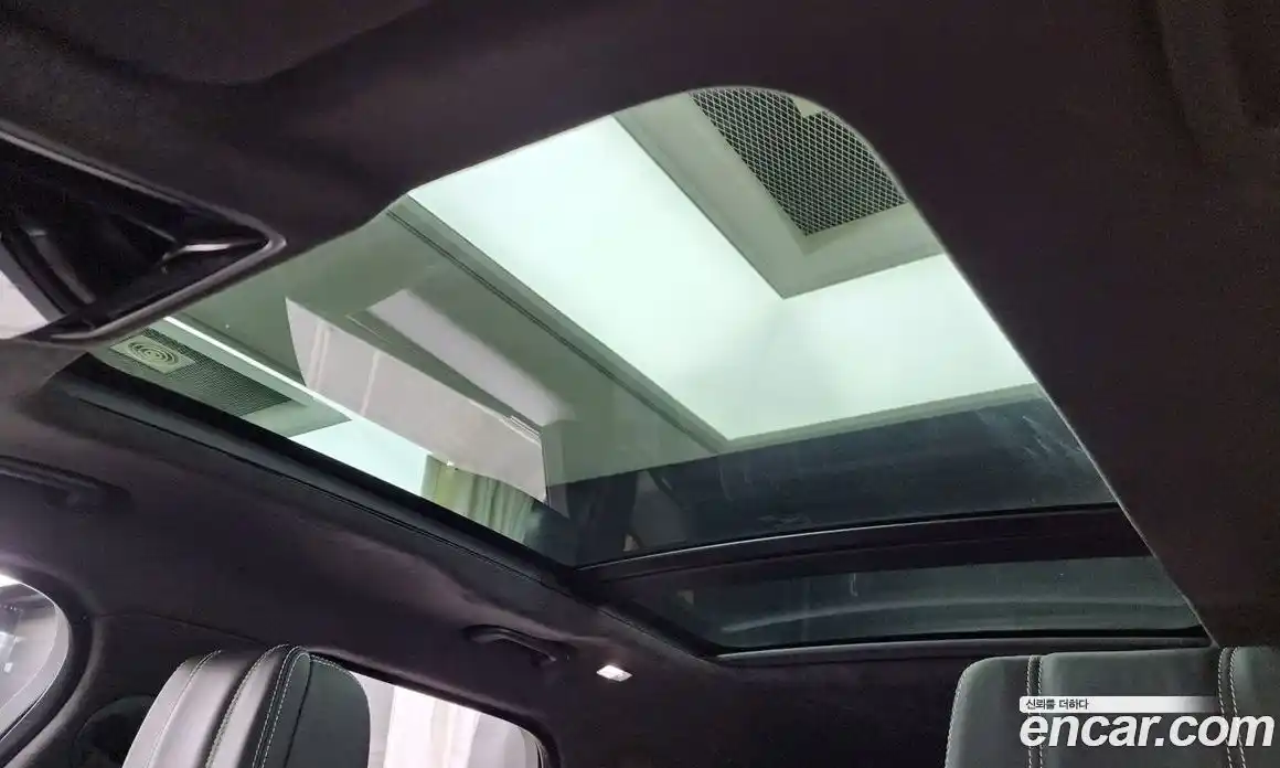 Land Rover Range-Rover Velar 2019 5.0 гидро в Москве № 166040, фото 16