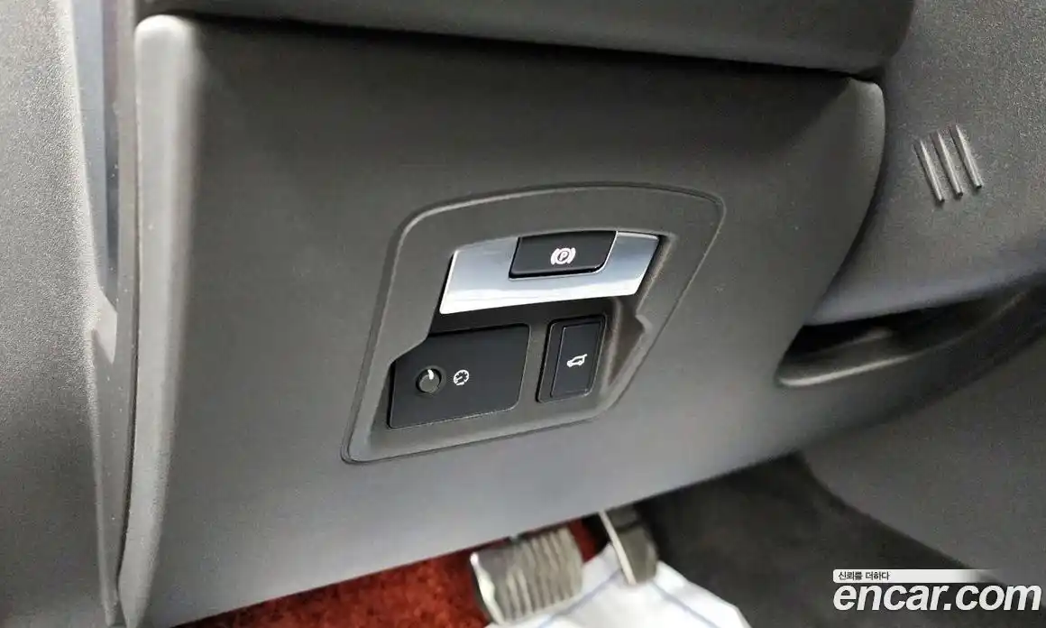 Land Rover Range-Rover Velar 2019 5.0 гидро в Москве № 166040, фото 18