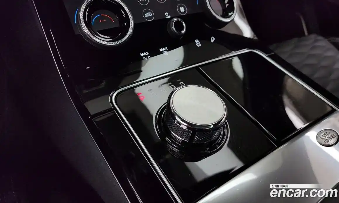 Land Rover Range-Rover Velar 2019 5.0 гидро в Москве № 166040, фото 9