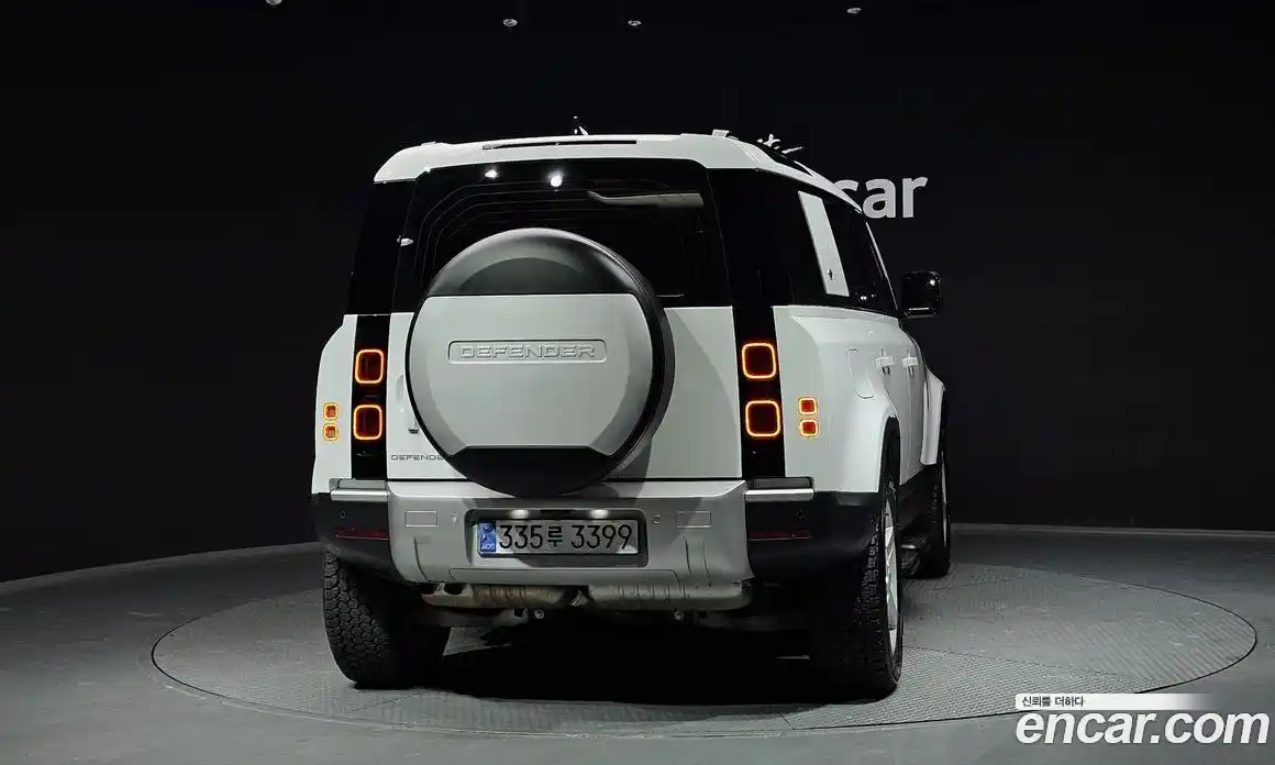 Land Rover Defender 2024 3.0 гидро в Москве № 166052, фото 4
