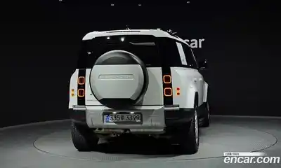Land Rover Defender 2024 3.0 гидро в Москве № 166052, миниатюра 4