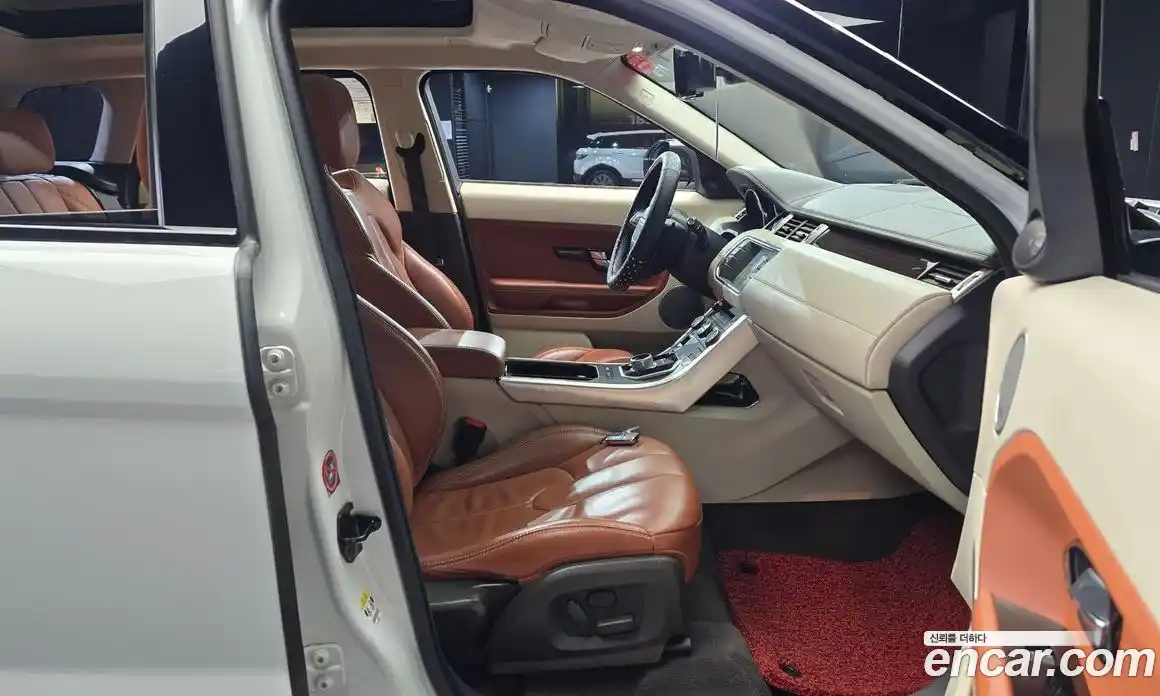 Land Rover Range-Rover Evoque 2015 2.2 гидро в Москве № 166574, фото 11
