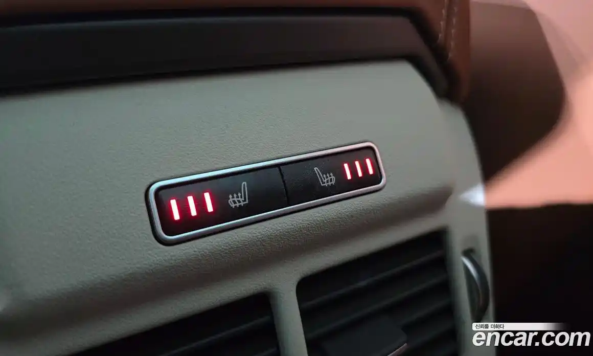 Land Rover Range-Rover Evoque 2015 2.2 гидро в Москве № 166574, фото 18