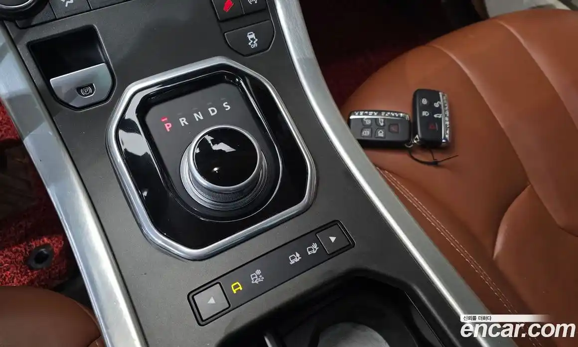 Land Rover Range-Rover Evoque 2015 2.2 гидро в Москве № 166574, фото 9