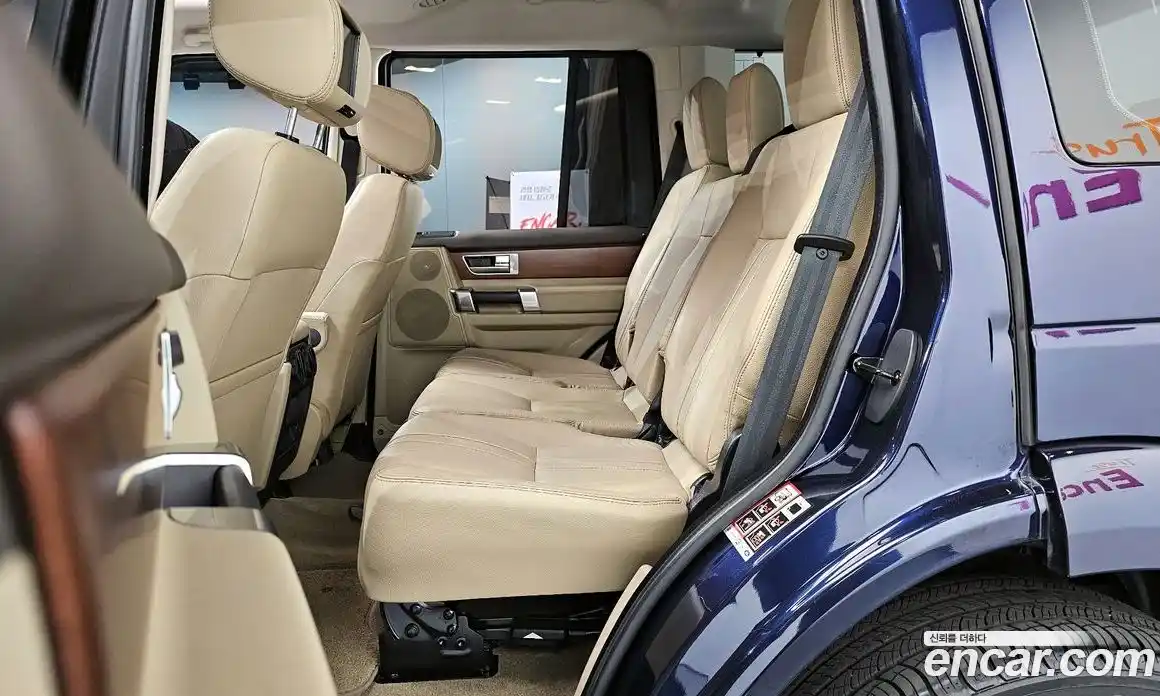 Land Rover Discovery 2016 3.0 гидро в Москве № 166662, фото 12