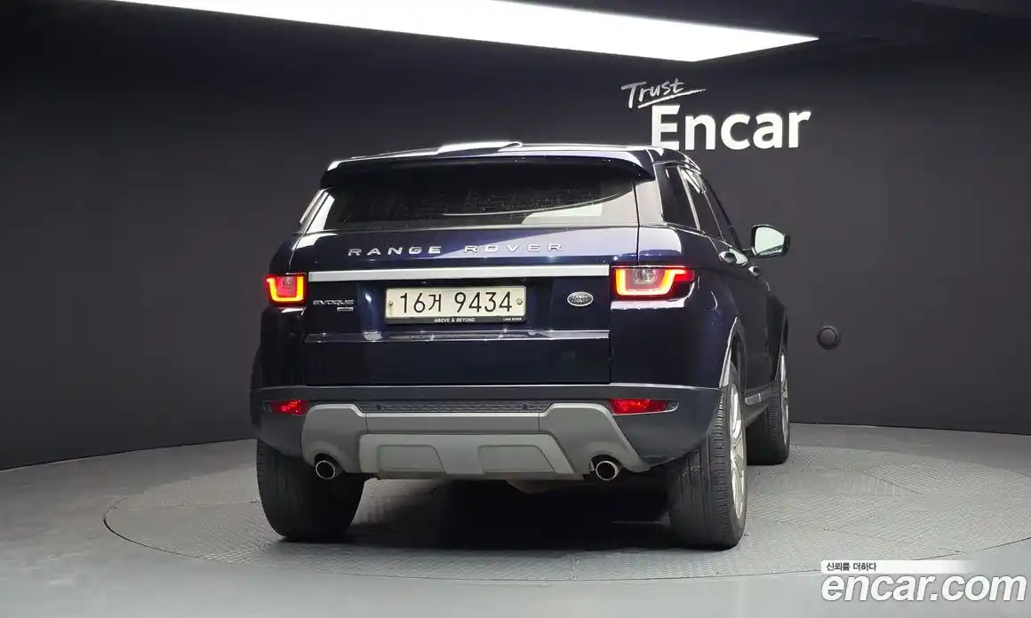 Land Rover Range-Rover Evoque 2017 2.0 гидро в Москве № 166684, фото 4