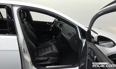 Volkswagen Golf 2015 2.0 гидро в Москве № 169052, миниатюра 11