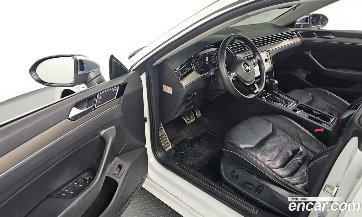 Volkswagen Arteon 2019 2.0 гидро в Москве № 169076, фото 11