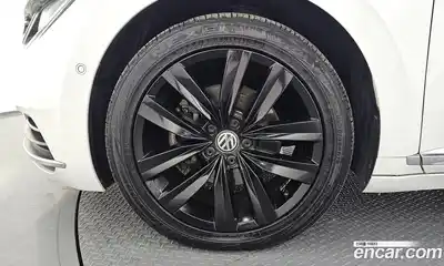 Volkswagen Arteon 2019 2.0 гидро в Москве № 169076, миниатюра 5