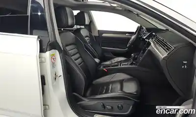 Volkswagen Arteon 2019 2.0 гидро в Москве № 169076, миниатюра 10