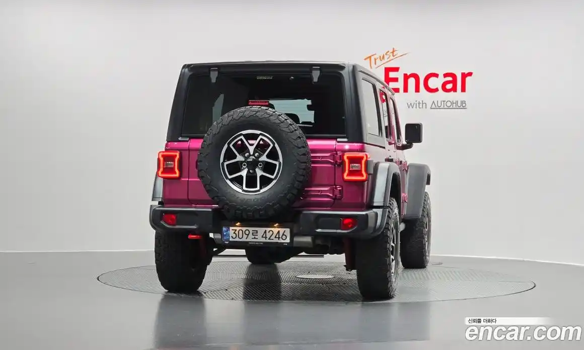 Jeep Wrangler 2024 2.0 гидро в Москве № 169426, фото 4