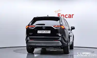 Toyota RAV4 2023 2.5 гидро в Москве № 170162, миниатюра 4