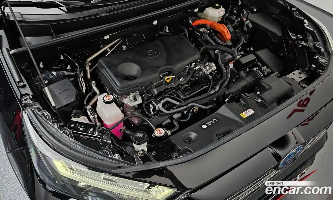 Toyota RAV4 2023 2.5 гидро в Москве № 170162, фото 6