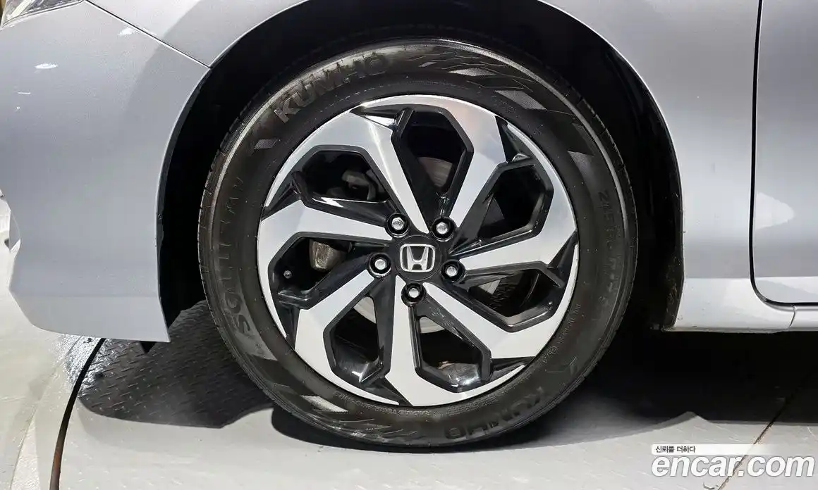 Honda Accord 2017 2.4 гидро в Москве № 170661, фото 5