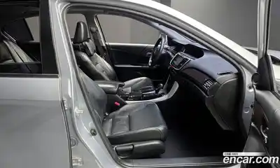 Honda Accord 2017 2.4 гидро в Москве № 170661, миниатюра 10