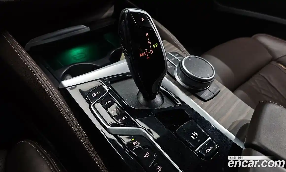 BMW 6-Series 2021 3.0 гидро в Москве № 189366, фото 9