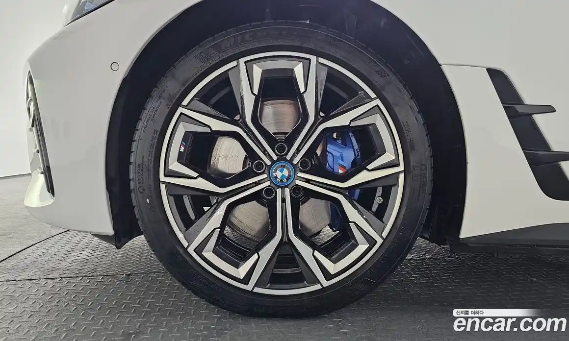 BMW i4 2024 0.2 гидро в Москве № 189605, фото 4