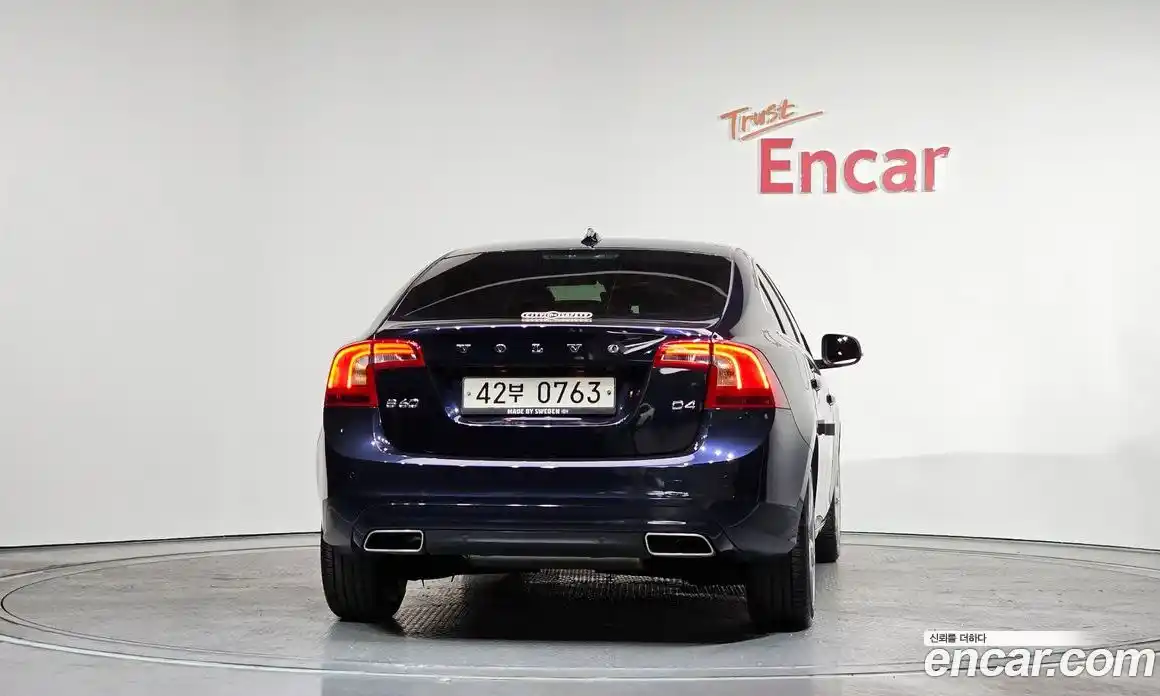 Volvo S60 2015 2.0 гидро в Москве № 196956, фото 4