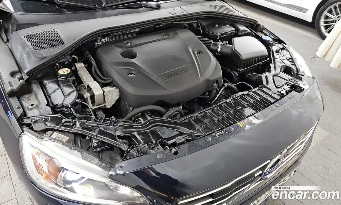 Volvo S60 2015 2.0 гидро в Москве № 196956, фото 6