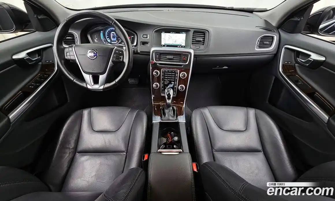 Volvo S60 2015 2.0 гидро в Москве № 196956, фото 7