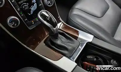 Volvo S60 2015 2.0 гидро в Москве № 196956, миниатюра 9