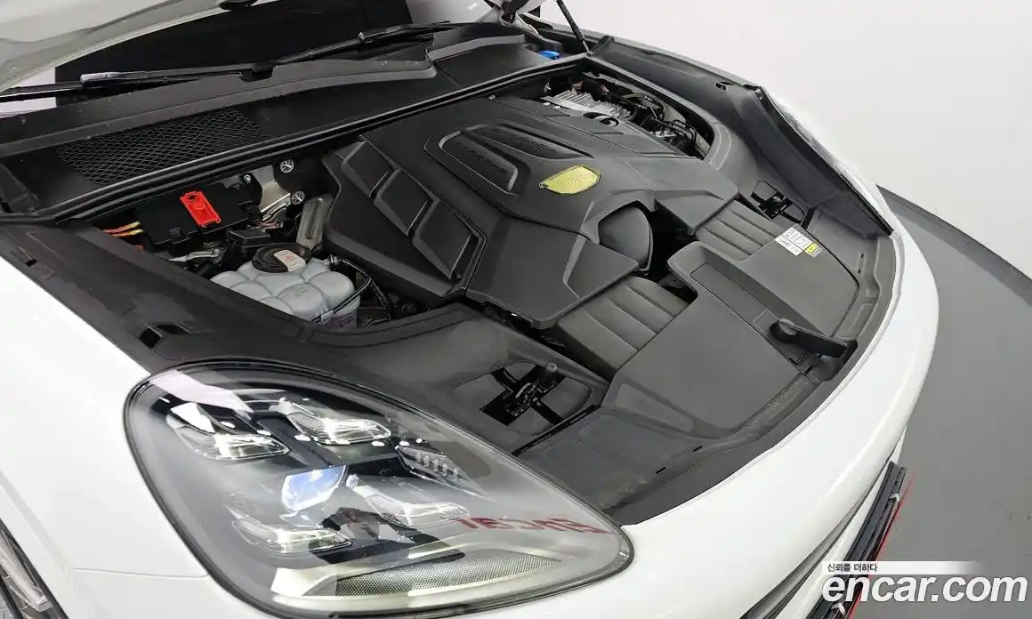 Porsche Cayenne 2023 3.0 гидро в Москве № 197130, фото 6